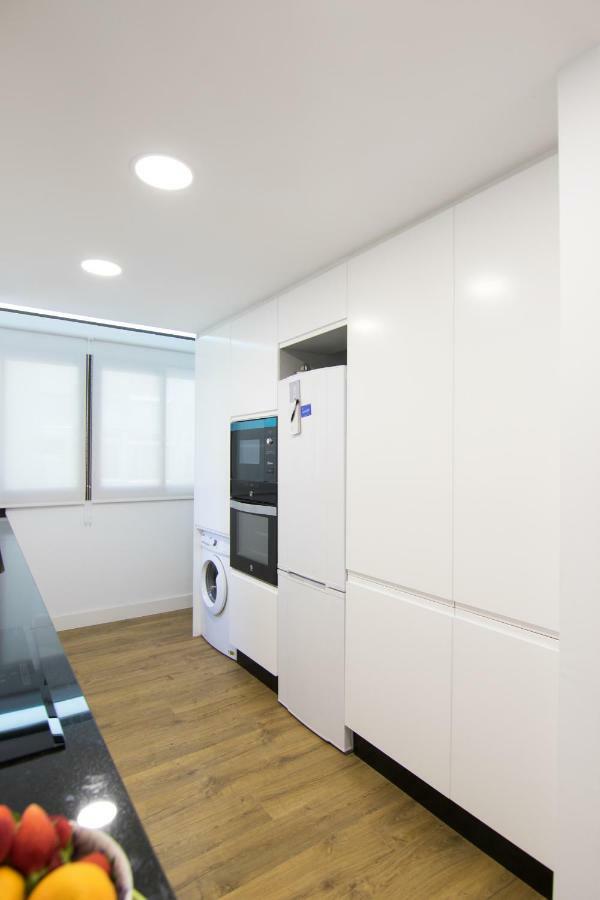 Homeforguest Stylish And Modern Apartment Overlooking Las Canteras Las Palmas de Gran Canárias Exterior foto
