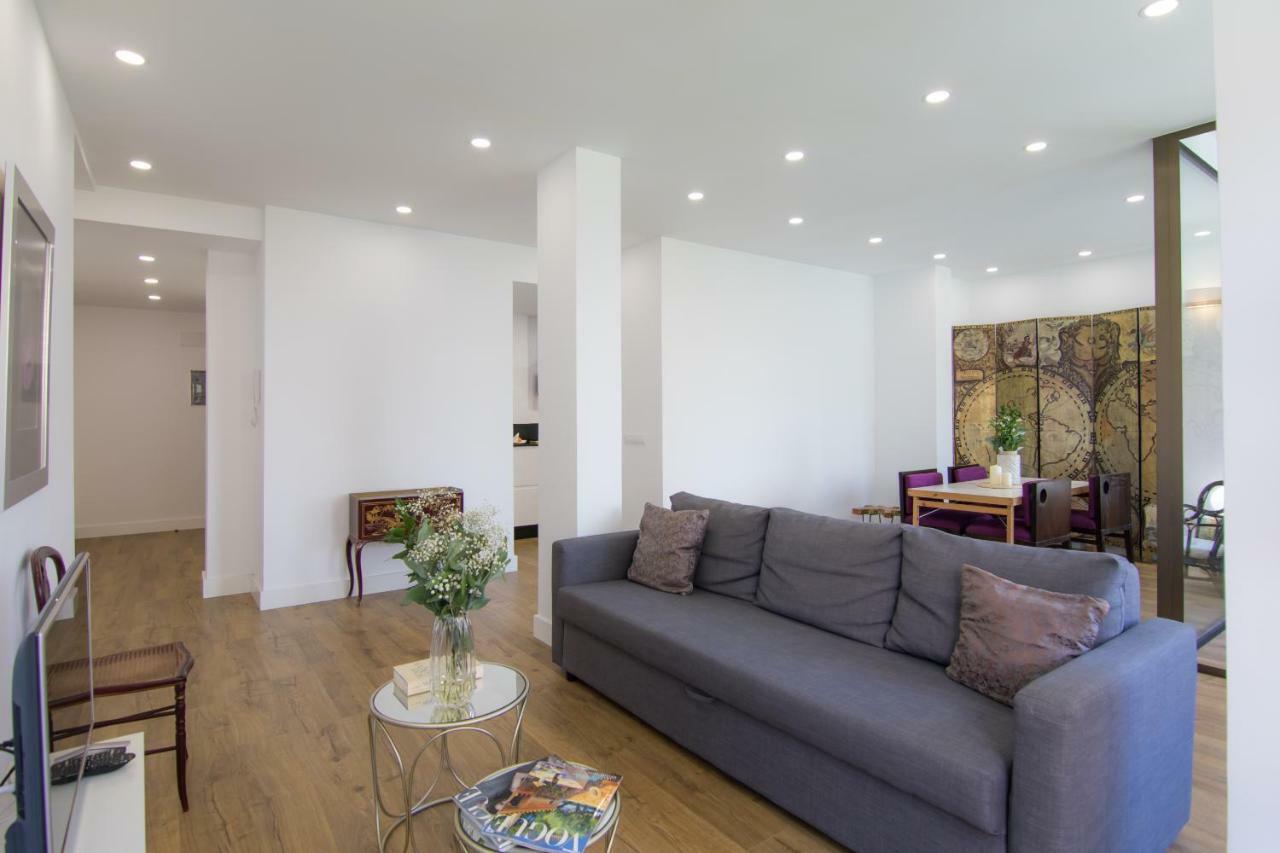 Homeforguest Stylish And Modern Apartment Overlooking Las Canteras Las Palmas de Gran Canárias Exterior foto