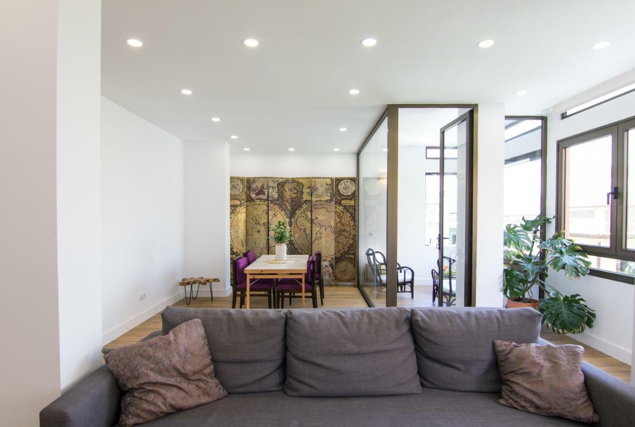 Homeforguest Stylish And Modern Apartment Overlooking Las Canteras Las Palmas de Gran Canárias Exterior foto