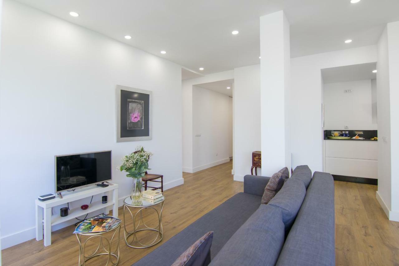 Homeforguest Stylish And Modern Apartment Overlooking Las Canteras Las Palmas de Gran Canárias Exterior foto
