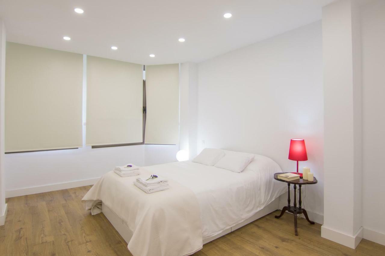 Homeforguest Stylish And Modern Apartment Overlooking Las Canteras Las Palmas de Gran Canárias Exterior foto