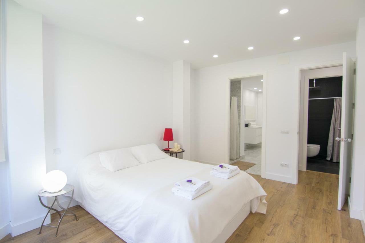 Homeforguest Stylish And Modern Apartment Overlooking Las Canteras Las Palmas de Gran Canárias Exterior foto